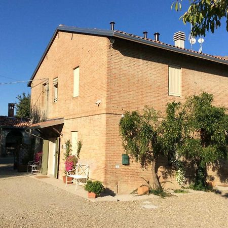 Agriturismo "La Fondazza" Imola Ngoại thất bức ảnh