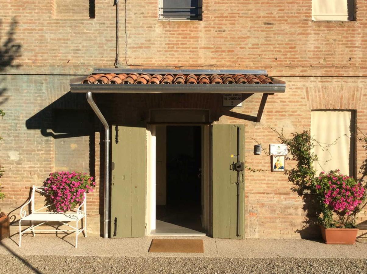 Agriturismo "La Fondazza" Imola Ngoại thất bức ảnh